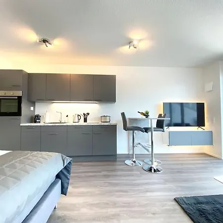 Auszeit Apartment Sky: Lakeside Retreat with Rooftop Terrace Friedrichshafen Exterior photo